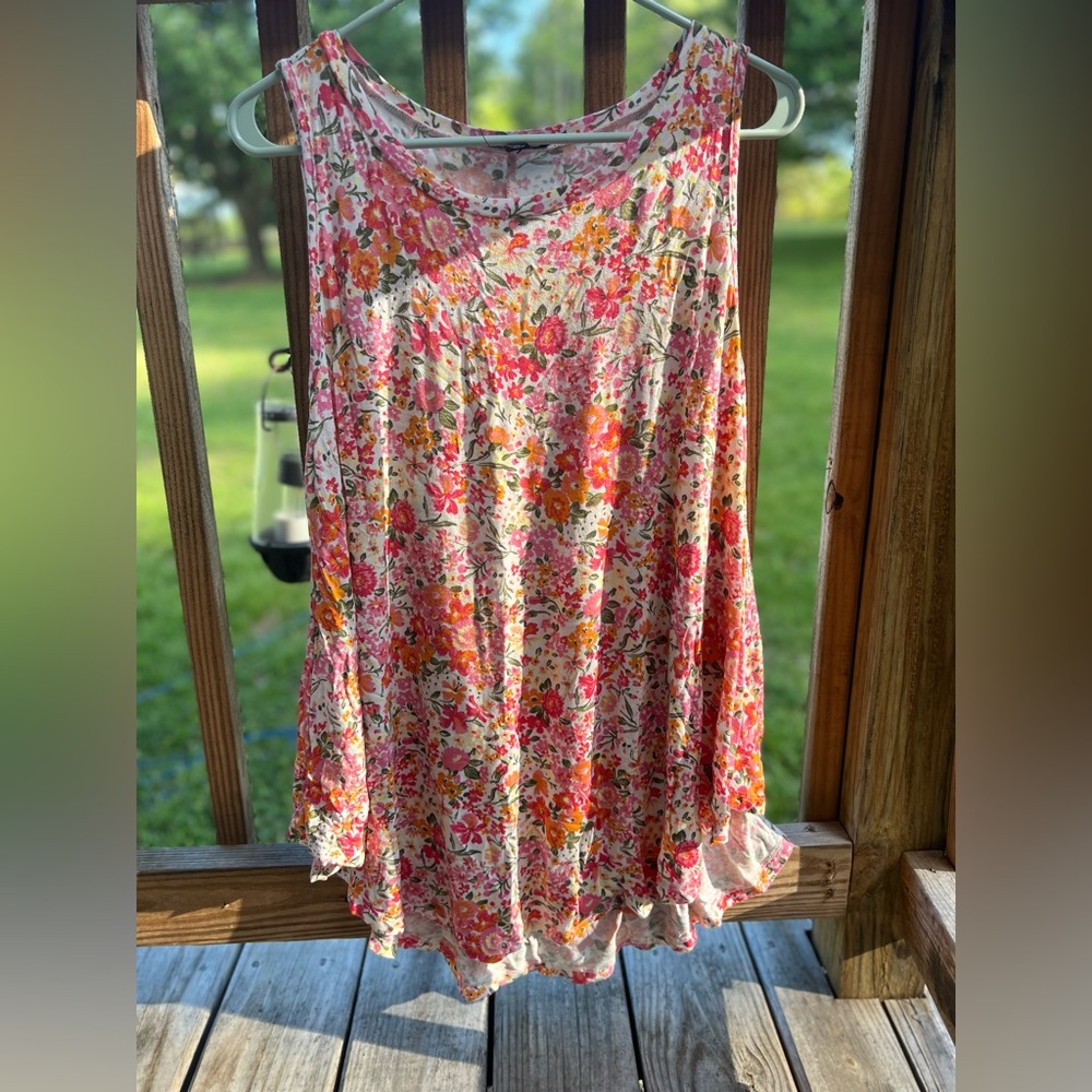 Lane Bryant Swing Halter Top Floral size 14/16